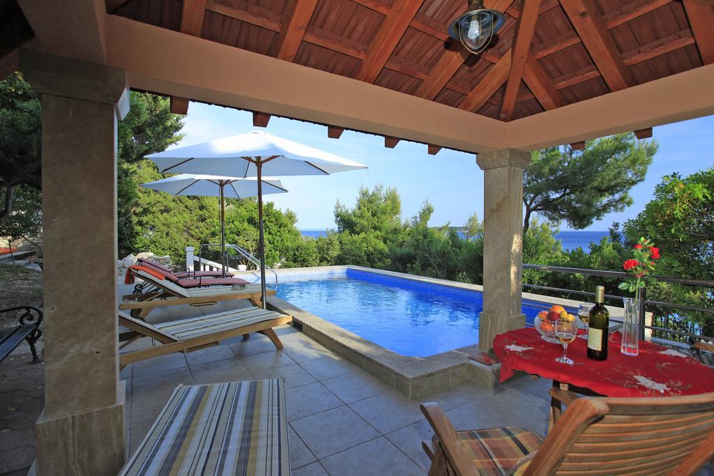 Villa Nova Vela Luka Buitenkant foto