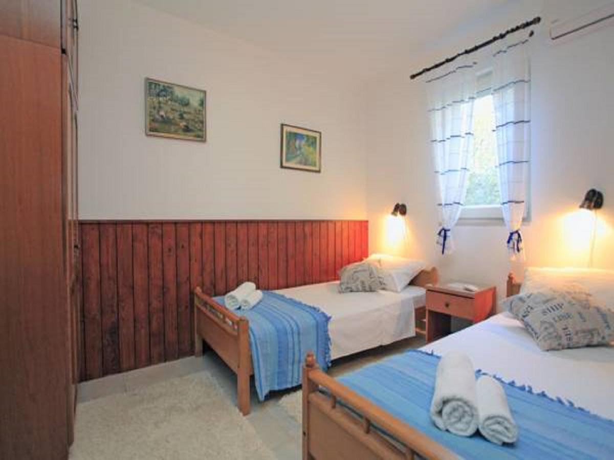 Villa Nova Vela Luka Buitenkant foto