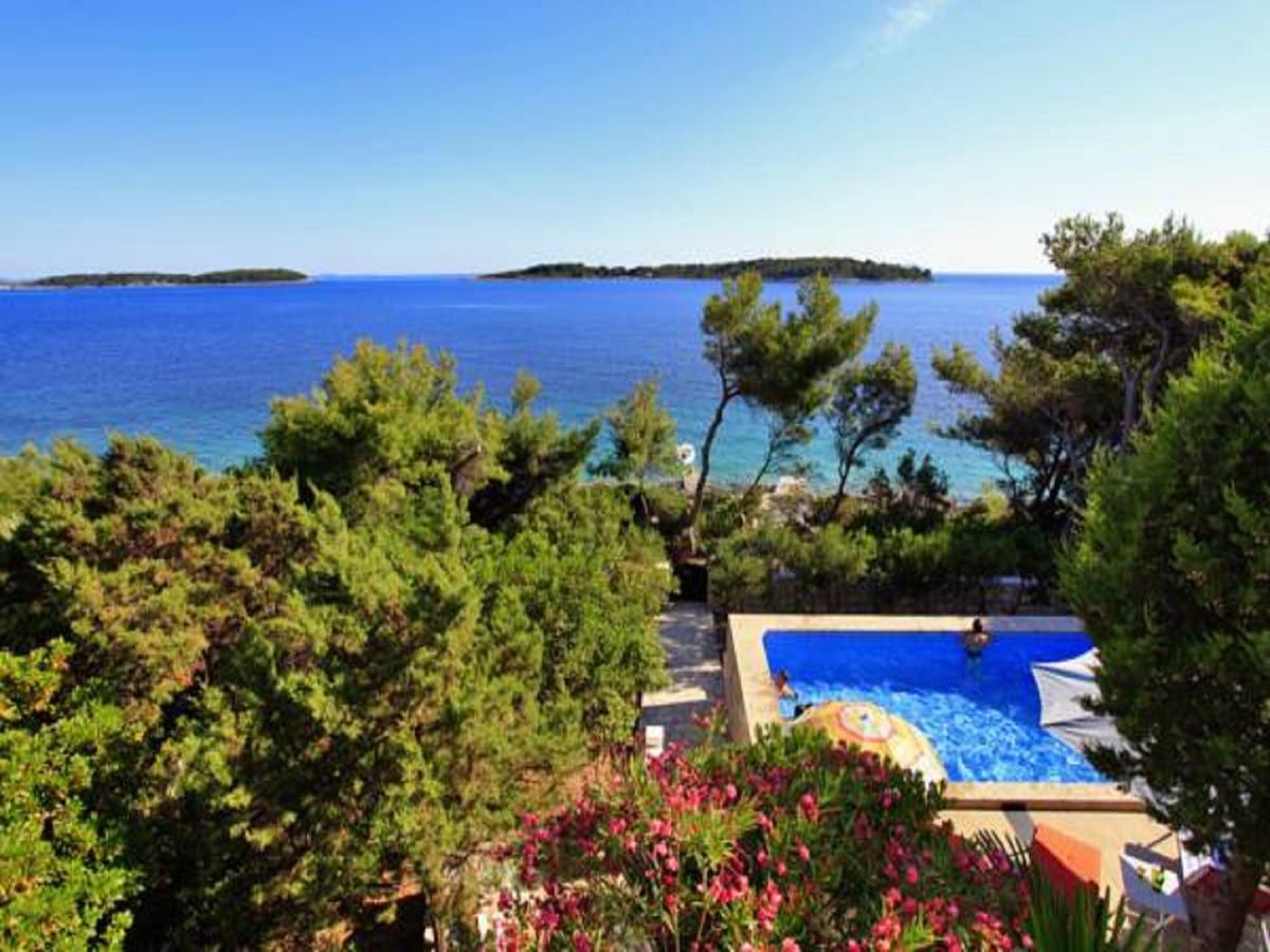 Villa Nova Vela Luka Buitenkant foto